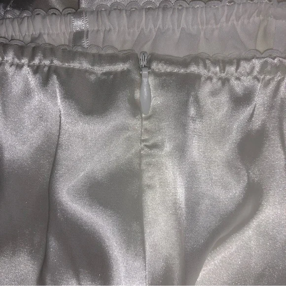 NWT lace trim satin skirt set by Commense in size XS - Picture 15 of 16
